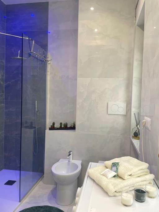 Tiburtina Luxury Apartamento *